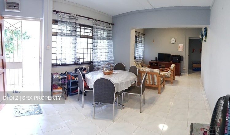 Choa Chu Kang Avenue 5 thumbnail photo